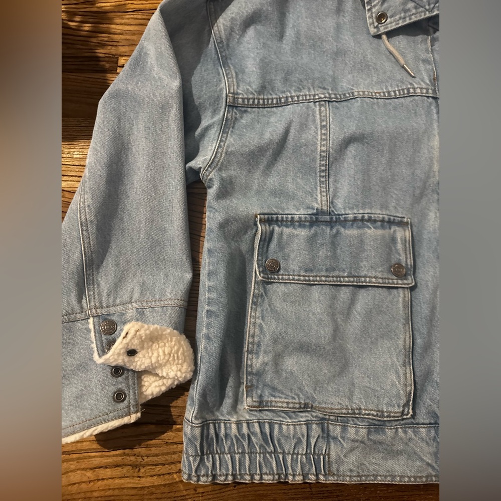 Free People Blue Denim Jacket with Cream Sherpa Collar - Picture 3 of 9